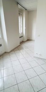 Location Appartement 1 pièce 30m² PORT DE BOUC 13110 - Photo 4