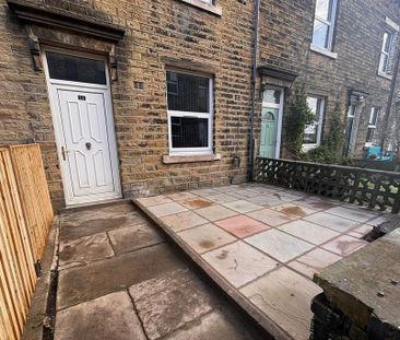 4 bedroom terraced house to rent - Photo 2