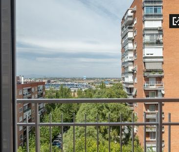 madrid, Community of Madrid 28033 - Photo 5