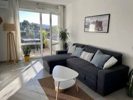 Location Appartement 2 pièces 40m² LA CIOTAT 13600 - Photo 3