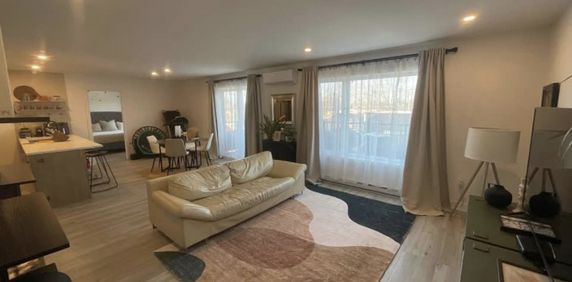 NOUVEAU SUR LE MARCHÉ - Spacieux 5 ½ - Photo 2