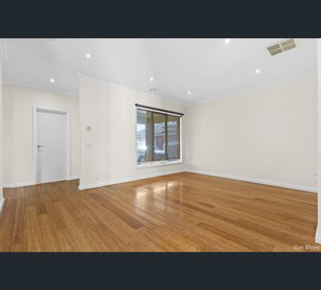 3/199 Greenvale Drive, Greenvale, Vic 3059 - Photo 2