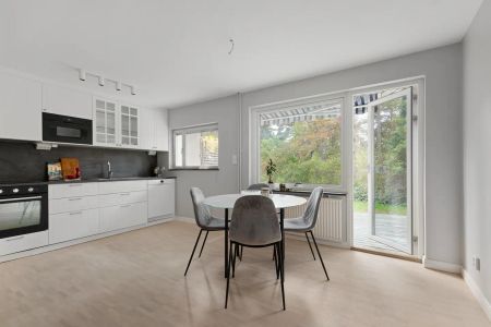 Spireabågen, Hässelby - Photo 3