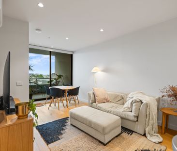 Stylish Apartment in an excellent Location! - Photo 5