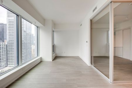 For Lease - 8 Wellesley Street Unit# 2506, Toronto, Ontario - Photo 2