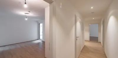 Six in the City: Premium 3-Zimmer Neubauwohnung mit Loggia, BESTLAGE! - Photo 2