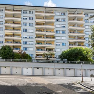 Appartement dans un quartier calme et proche du centre-ville - Foto 2