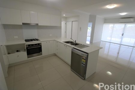 Contemporary & functional 2 Bedroom 2 Bathroom Chermside Apartment - Photo 5