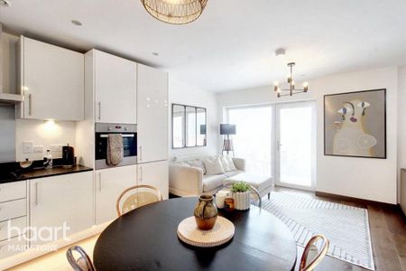 2 bedroom apartment to rent - Photo 3