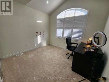 17 WINDFLOWER WAY - Photo 2