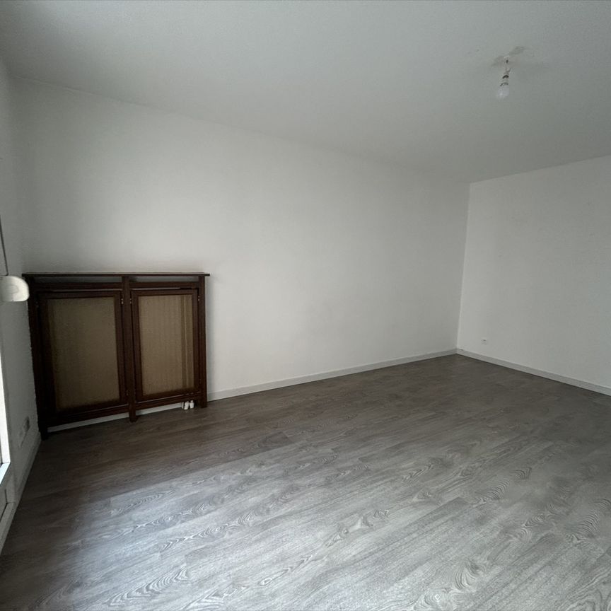 Location Appartement 2 pièces 51m² - Photo 1