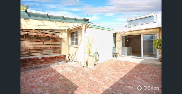 Light-Filled Fitzroy Gem – 3 Bedrooms + Mezzanine - Photo 1