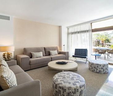 2 Bedroom Apartment For Rent in Puerto Banús, Málaga - Photo 4