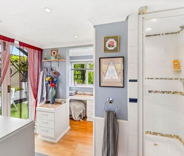Stockers Lane, Woking, Surrey, GU22 - Photo 6