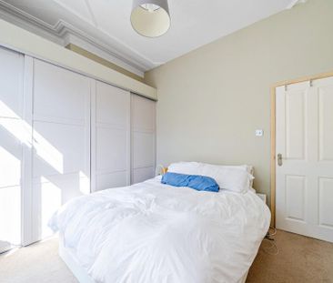 2 bedroom property to rent - Photo 2