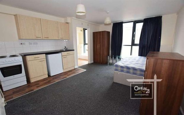 |ref: |, Salisbury Street, Southampton, SO15 - Photo 1