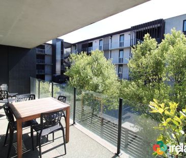 Contemporary City Living - Photo 2