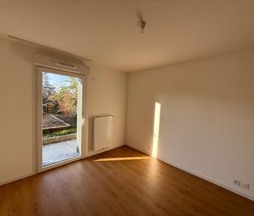 Location Appartement 3 pièces 67m² - Photo 2