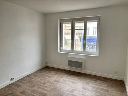 Location Appartement 2 pièces 33m² BOULOGNE SUR MER 62200 - Photo 1