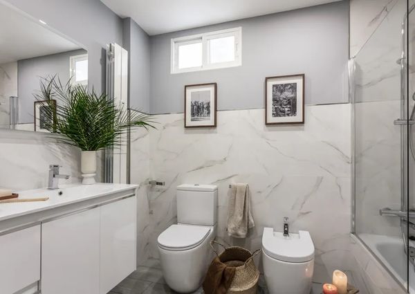 Calle de Agustina de Aragón, Madrid, Community of Madrid 28006