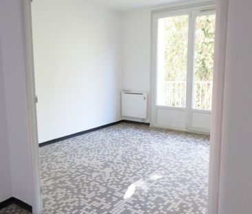 T3, Rue de Rivoli, 67m², 510€ H.C, Nîmes. - Photo 4