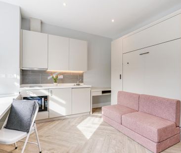 Studio to rent - Photo 1