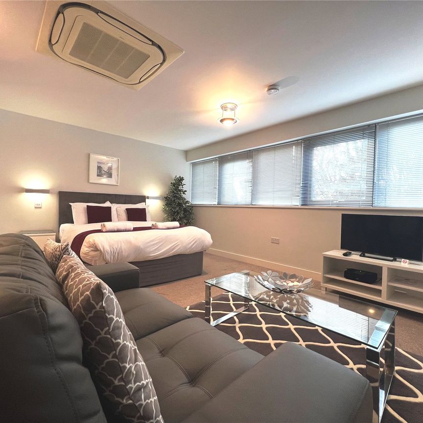 studio to rent - Photo 1