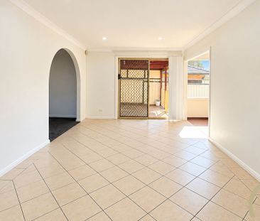 Spacious Family Home - Photo 2