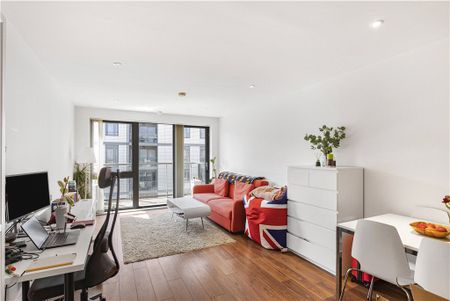 Upper North Street, London, E14 6GU - Photo 2