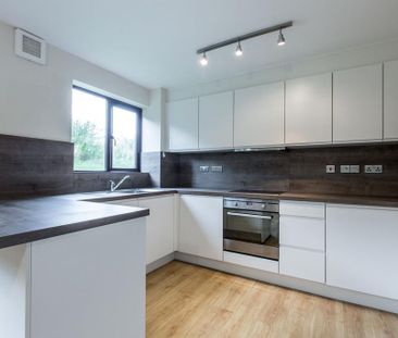 2 bedroom ground floor flat to rent - Photo 6