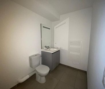 Location Appartement 2 pièces 44m² BORDEAUX 33100 - Photo 2