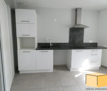 Location Appartement 2 pièces 45m² BELLEY 01300 - Photo 4