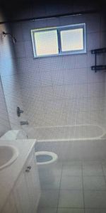 2 Bedroom/1 Bathroom Suite - Photo 4