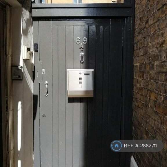 1 bedroom penthouse to rent - Photo 1