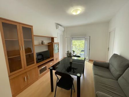 Calle Gonzalo de Berceo, Sevilla, Andalusia 41010 - Photo 3