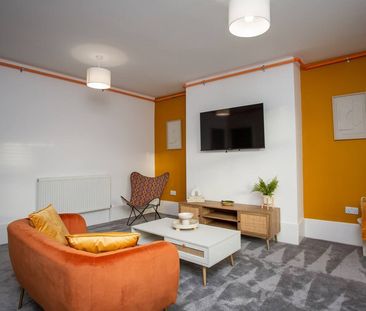 North Parade - Photo 3