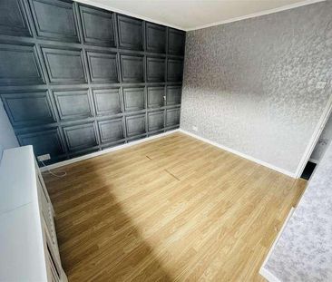 Newcomen Road, Bedworth, CV12 - Photo 1