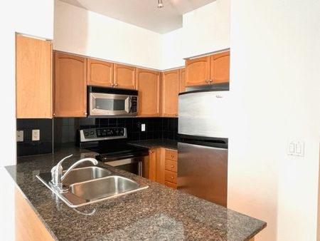 For Lease - 231 Fort York Boulevard Unit# 2813, Toronto, Ontario - Photo 5