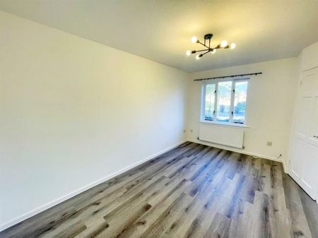 2 bedroom house to rent Tunbridge Grove, Kents Hill, Milton Keynes, Buckinghamshire, MK7 - Photo 2