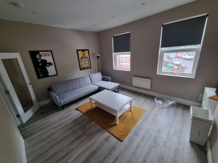 References Pending - 2 bed Apartment - Photo 3