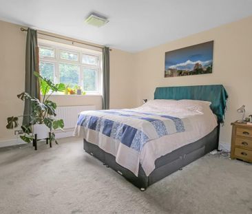 3 bedroom apartment to rent - Photo 5