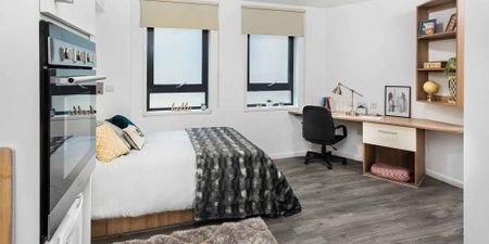 Platinum Studio - Photo 3