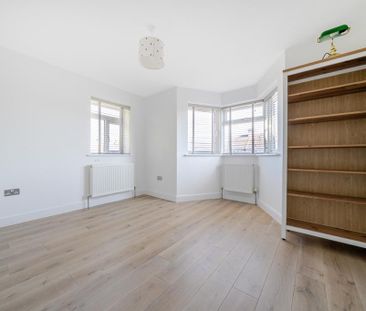 4 bedroom detached house to rent - Photo 6