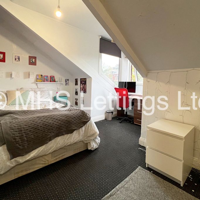 213 Belle Vue Road, Leeds, LS3 1HG - Photo 1