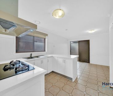 Beautiful Family Home in Prime Kings Park Location $550 per week av... - Photo 6