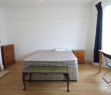 Bedroom Detached House In Charminster, BH8 - Photo 6