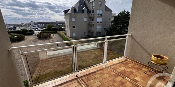 Location Appartement 1 pièce 26m² GRANVILLE 50400 - Photo 3