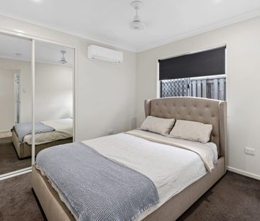 MODERN HOME IN WOODLANDS ESTATE - Photo 3