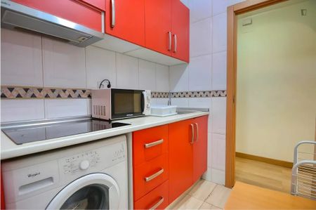 Calle Amapola, Getafe, Community of Madrid 28903 - Photo 4