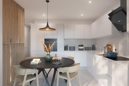 3 Bedroom House To Rent - Photo 4